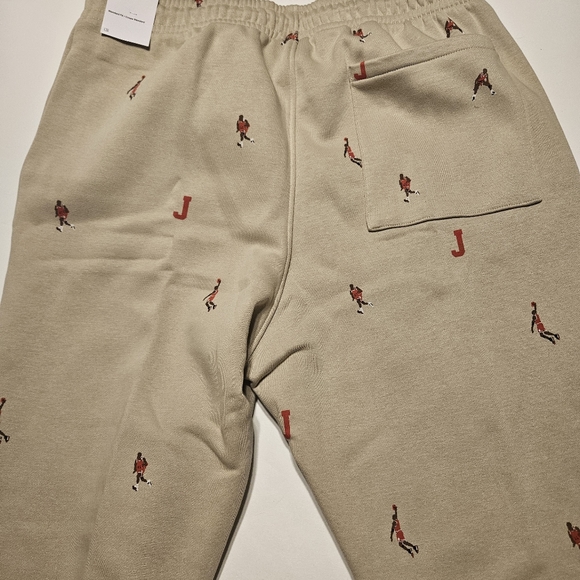 Jordan MJ Essentials All-Over Print Pants - Picture 16 of 16